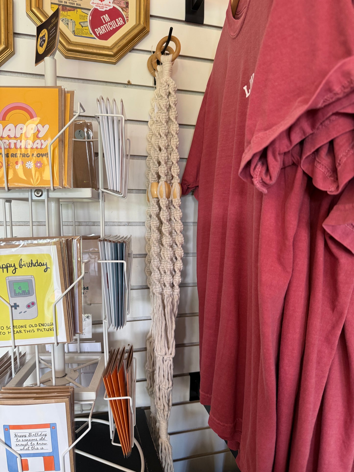 K&R Plant Hanger with 4 Oblong Beads